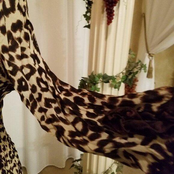 Signature by Larry Levine leopard print ruffle L - Picture 5 of 7
